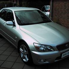 Lexus IS 200 SOLGT!