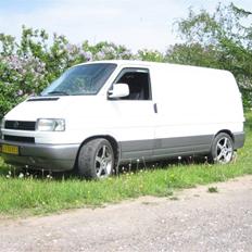 VW Transporter T4 TDI(SOLGT)
