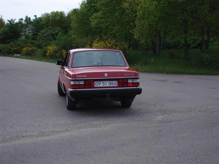 Volvo 240  - Der er vidst nogle pærer der skal skiftes. billede 7