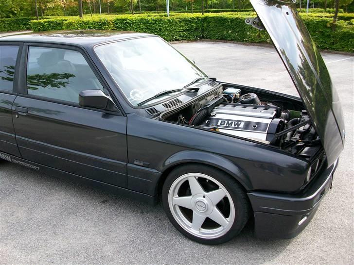 BMW e30 325i 24v - solgt billede 10