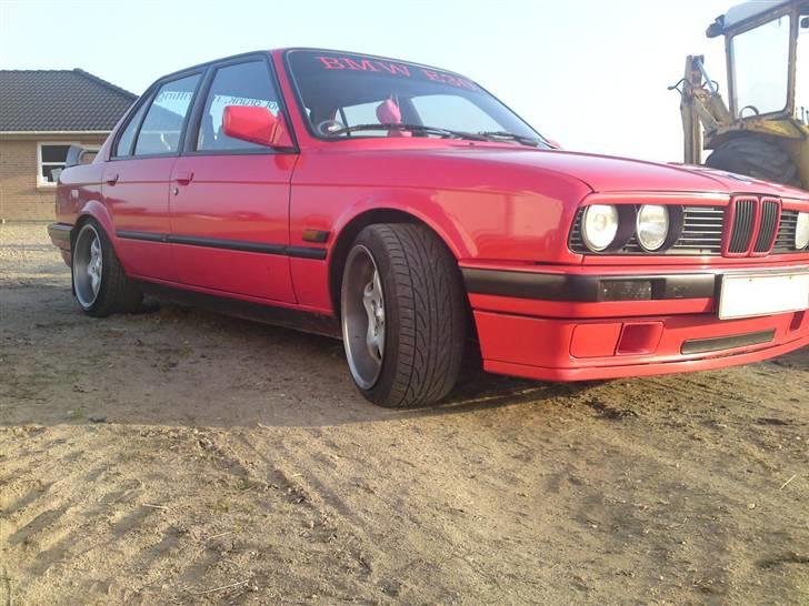 BMW e30 320/325i SOLGT :'( billede 1