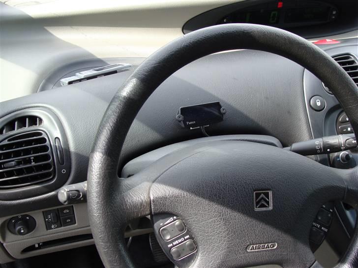 Citroën Xsara Picasso - Min Parrot MK6100 Bluetooth, total fed opfindelse. billede 7