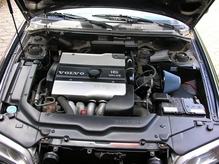 Volvo V40 T4 - Motoren med de løbske 200. billede 3