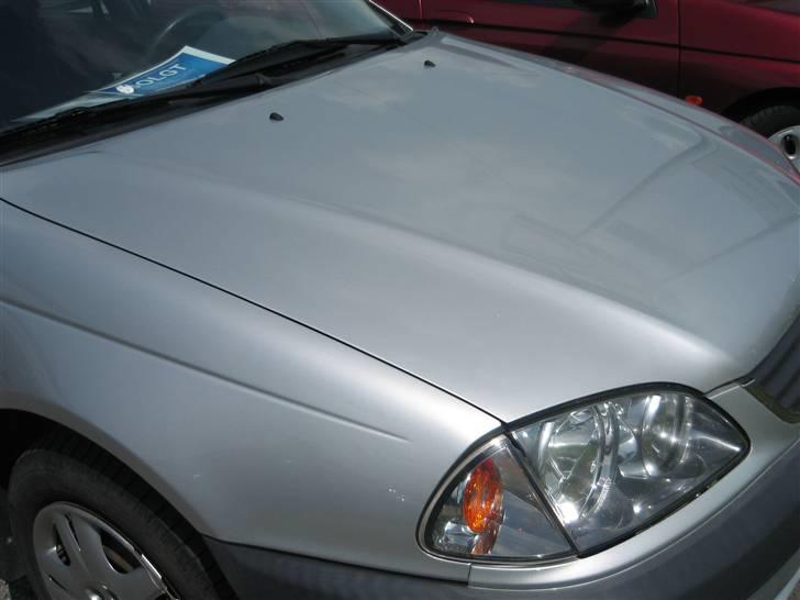 Toyota Avensis D4D - læg mærke til lakken.. billede 4