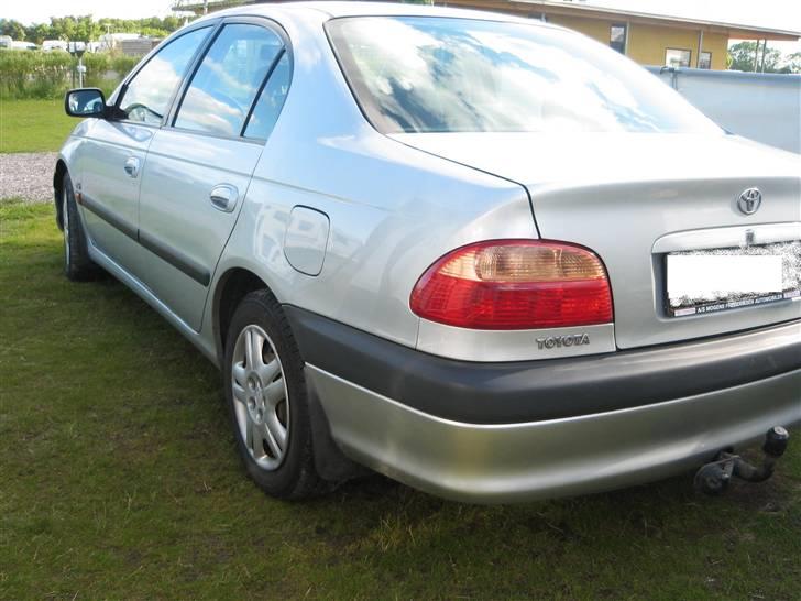 Toyota Avensis D4D billede 5