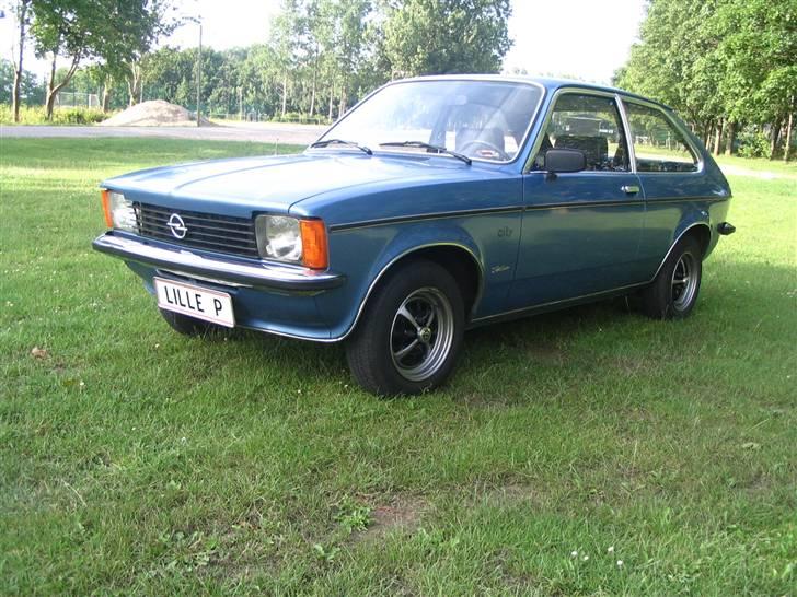 Opel Kadett C City Berlina billede 1