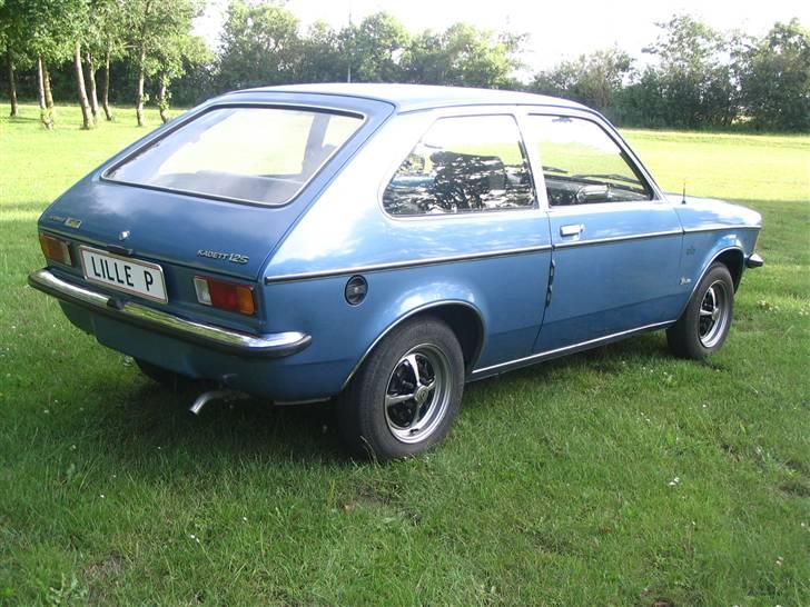 Opel Kadett C City Berlina billede 8