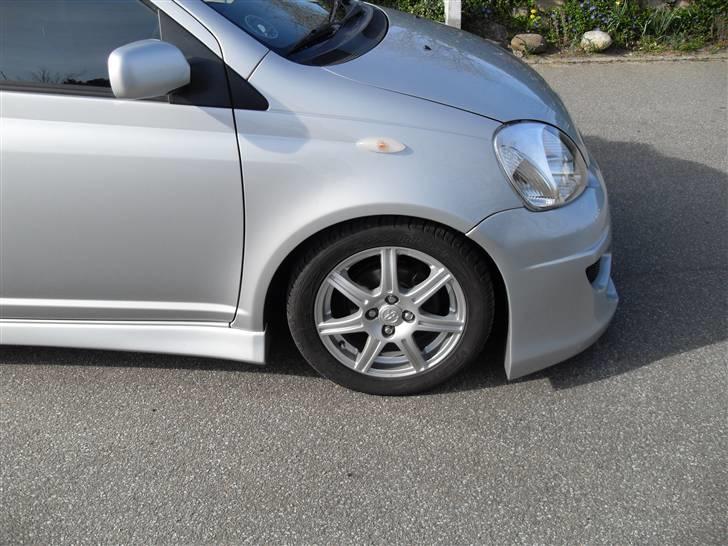 Toyota Yaris D4D (SOLGT) billede 4