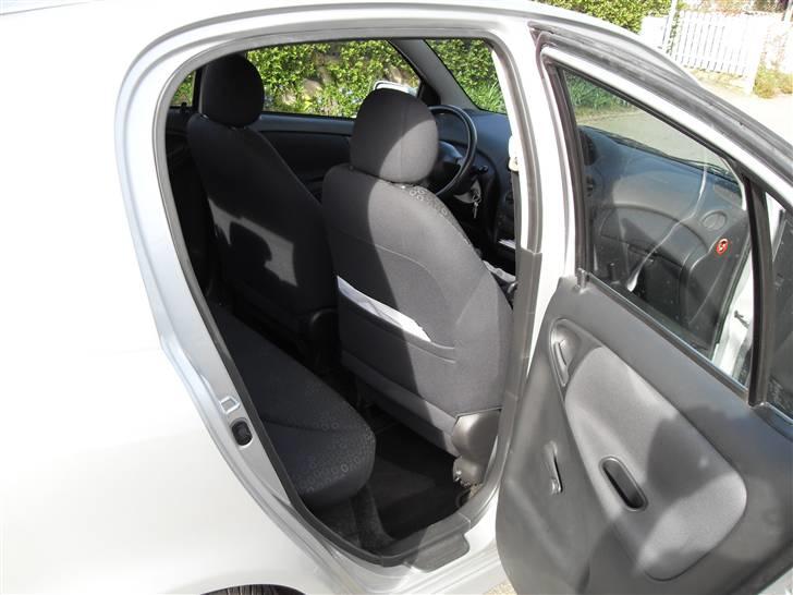 Toyota Yaris D4D (SOLGT) billede 14