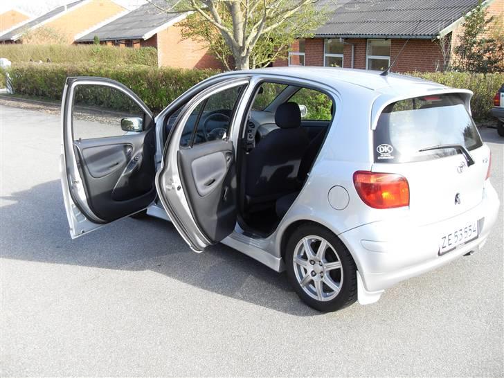 Toyota Yaris D4D (SOLGT) billede 16