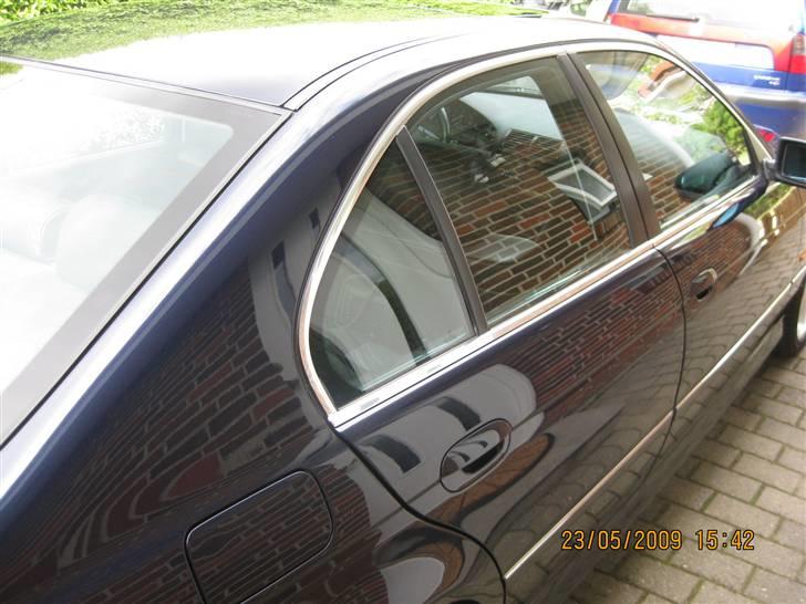 BMW 523i solgt billede 9