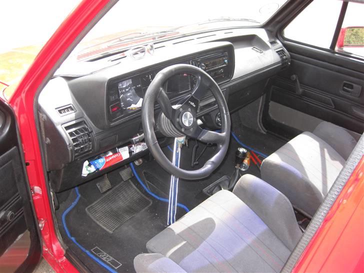 VW caddy - inde i kahytten billede 16