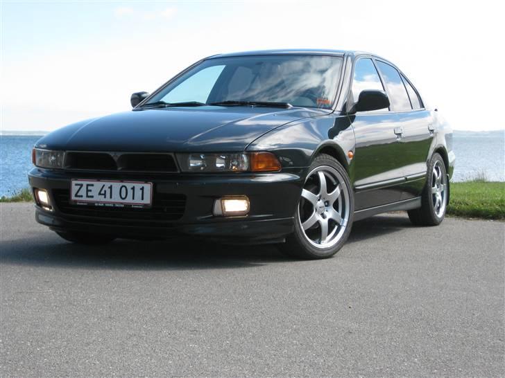 Mitsubishi Galant 2,0 billede 1