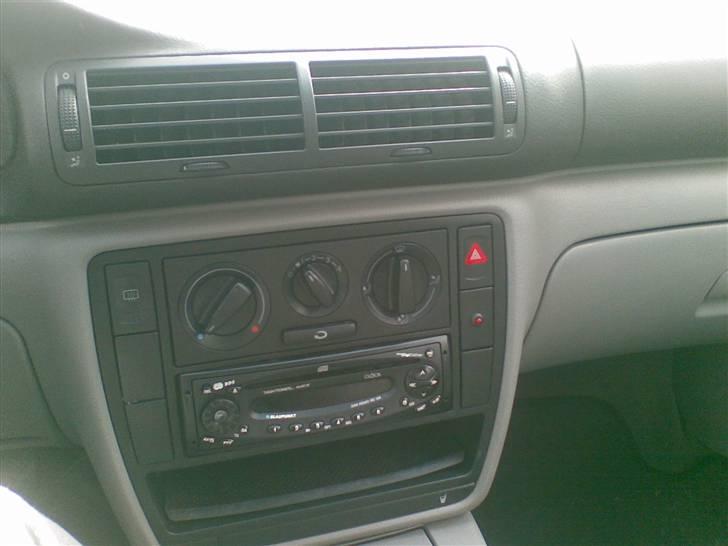 VW passat limousine SOLGT billede 7