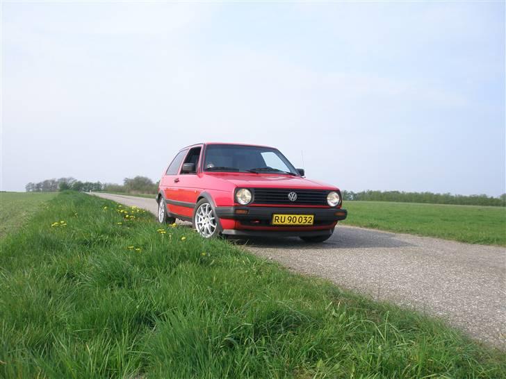VW Golf 2 (solgt) billede 1