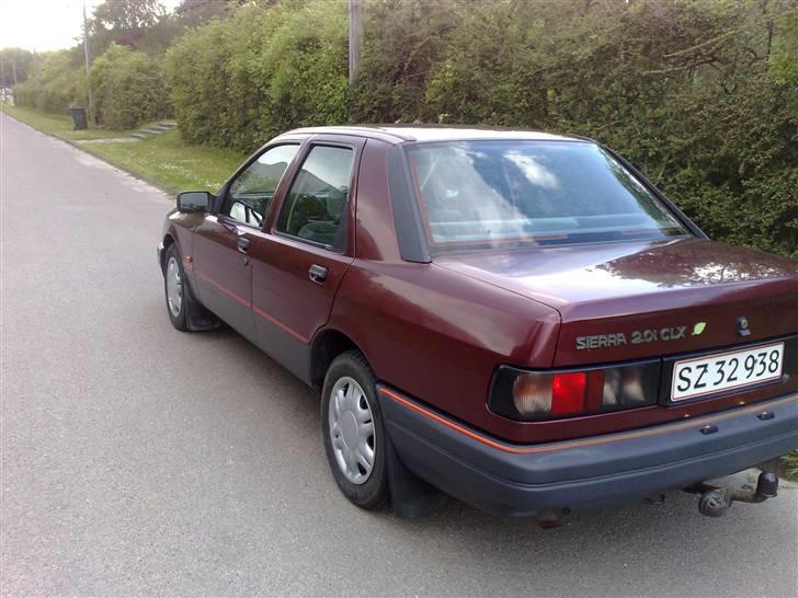 Ford sierra  ( Solgt ) billede 3