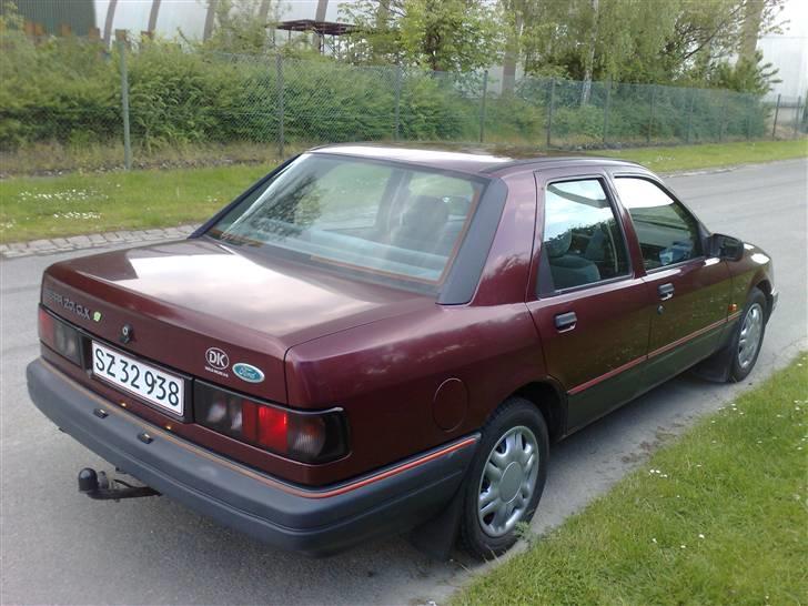 Ford sierra  ( Solgt ) billede 6