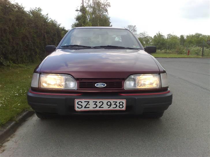 Ford sierra  ( Solgt ) billede 8