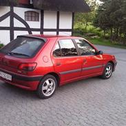 Peugeot 306 style (byttet 27/9) 