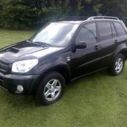 Toyota Rav4 2.0 D-4D Lux