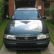 Opel Vectra 2.0 16V GLS [SOLGT]