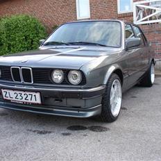 BMW e30 320i byttet til corsa