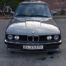 BMW e30 320i byttet til corsa