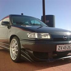 Opel Astra F GSI (SOLGT)