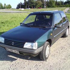 Peugeot 205 Forever *Solgt*