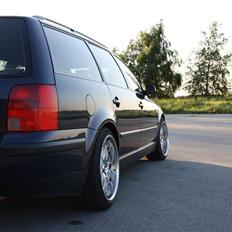 VW Passat 1.8 T *Solgt*