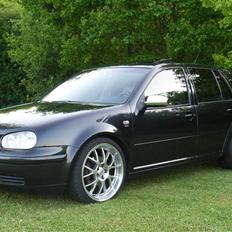 VW GOLF GTI TDI EXCLUSIV 