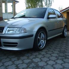 Skoda Octavia 1,8 20VT RS Solgt