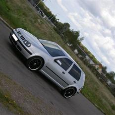 VW Golf IV