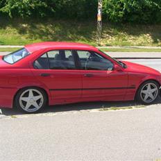 BMW e36 318i (Solgt)