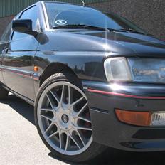 Ford Escort RS2000 solgt