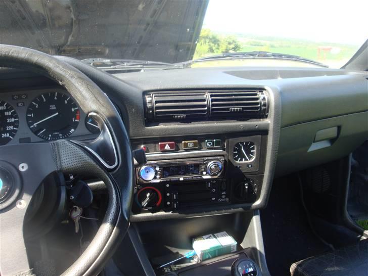 BMW E30 solgt billede 11