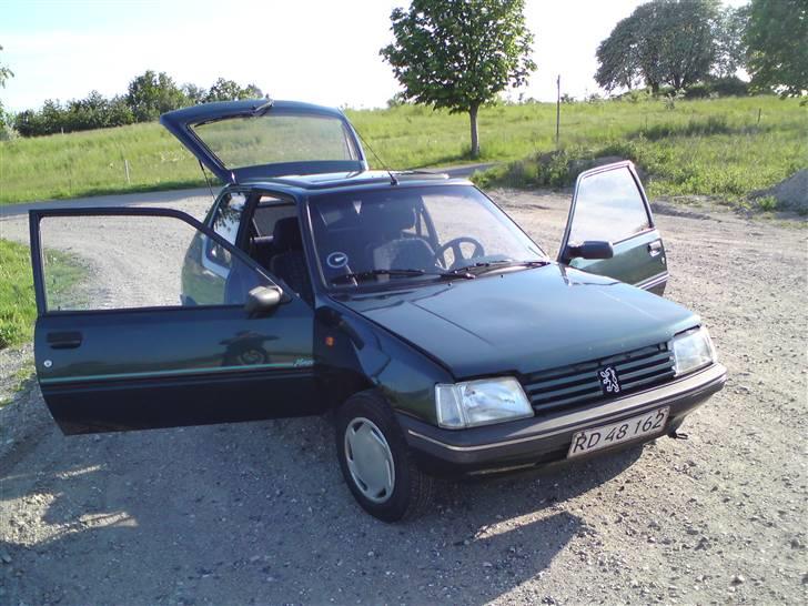 Peugeot 205 Forever *Solgt* billede 5