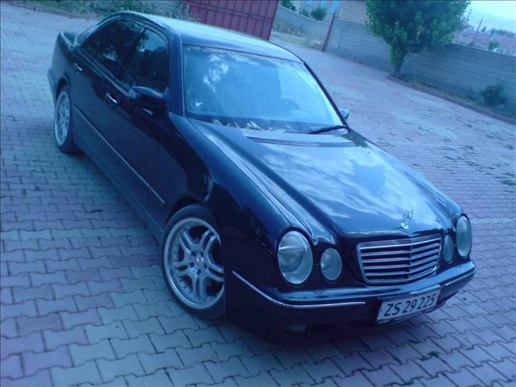 Mercedes Benz E 320 CDI LIMITED EDITION billede 1