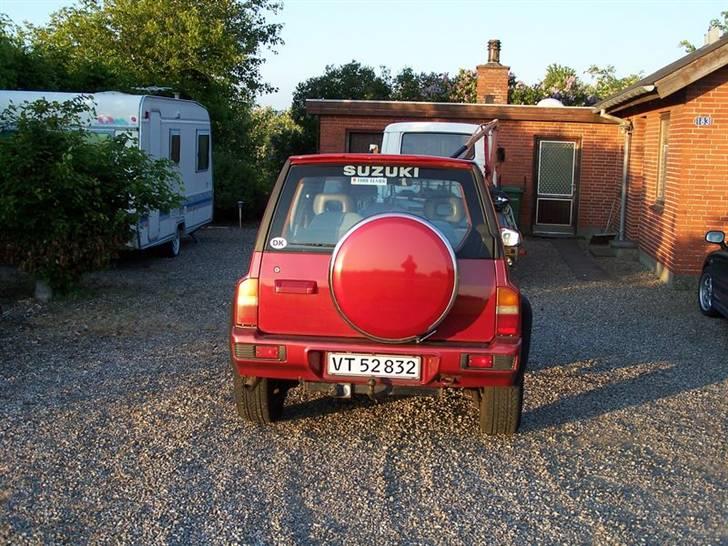 Suzuki                    Vitara billede 8