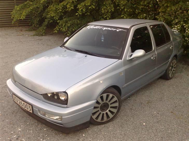 VW vento - efter den kom fra maler og mekaniker :) billede 7