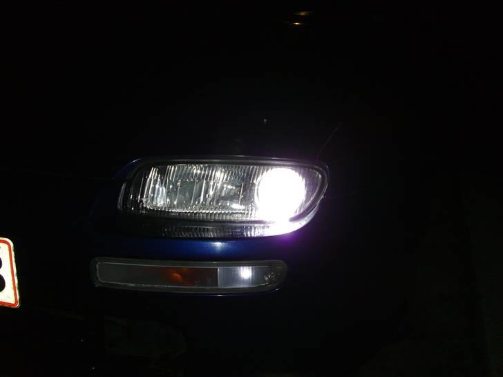 Mazda 323f BA billede 16