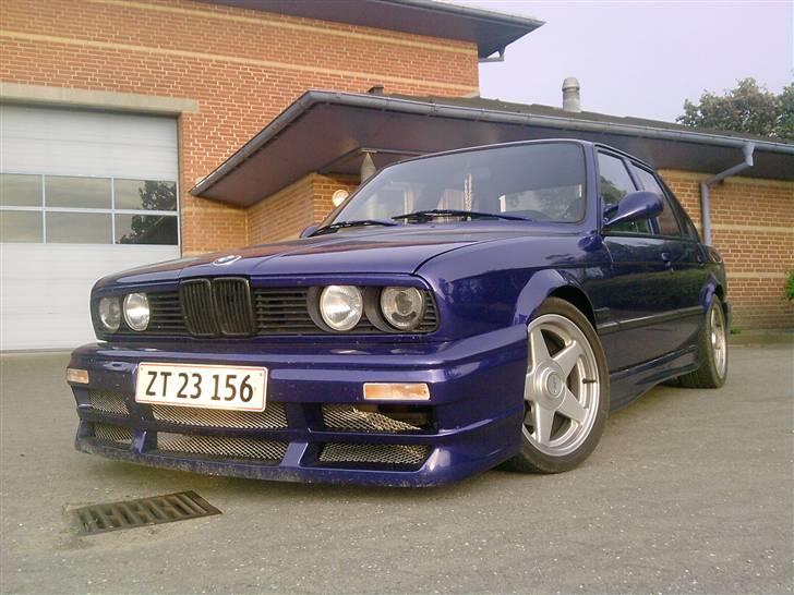 BMW E30 2,7 eta SOLGT billede 1