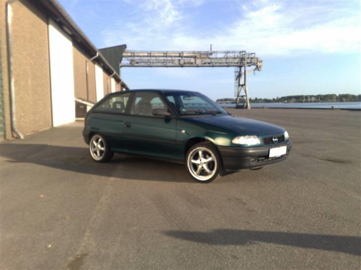 Opel Astra 1,6 16v Sport Solgt billede 3