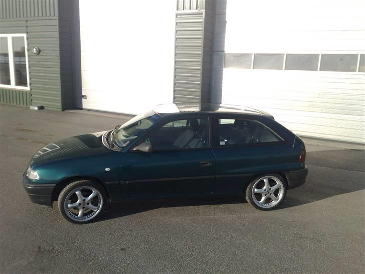 Opel Astra 1,6 16v Sport Solgt billede 11