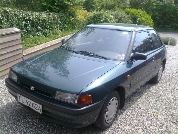Mazda 323 1,3 (Byttet) billede 1