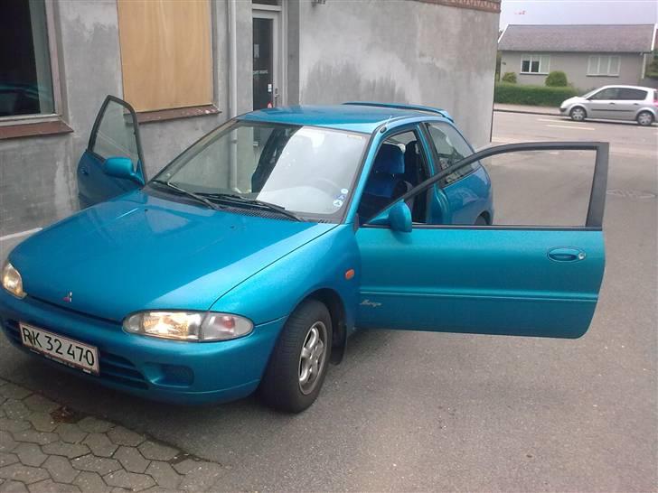 Mitsubishi colt SOLGT billede 5