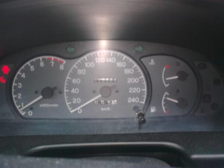 Mitsubishi colt SOLGT billede 10