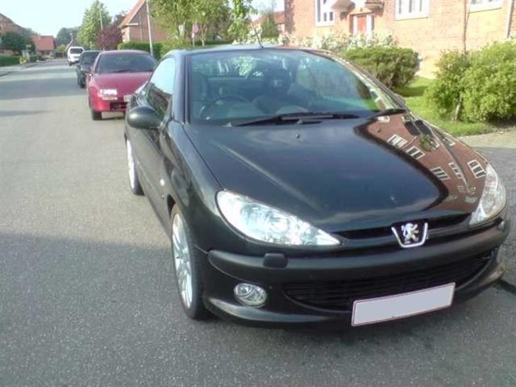 Peugeot 206 CC 1,6 16V . Total Skadet (Udbrændt) billede 3