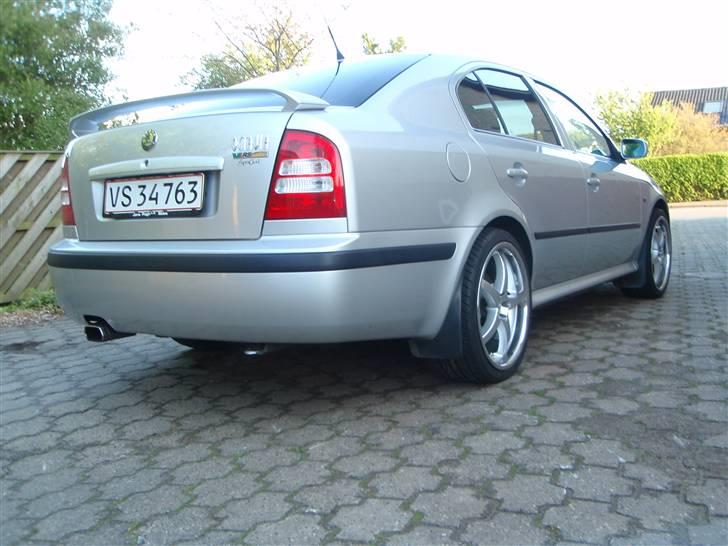 Skoda Octavia 1,8 20VT RS Solgt billede 5