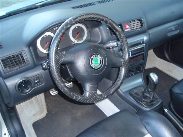 Skoda Octavia 1,8 20VT RS Solgt billede 10